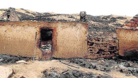 Puno: incendio forestal deja a 20 familias sin viviendas en Melgar