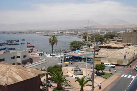 Municipio retoma cobro de parqueo en la plaza de armas