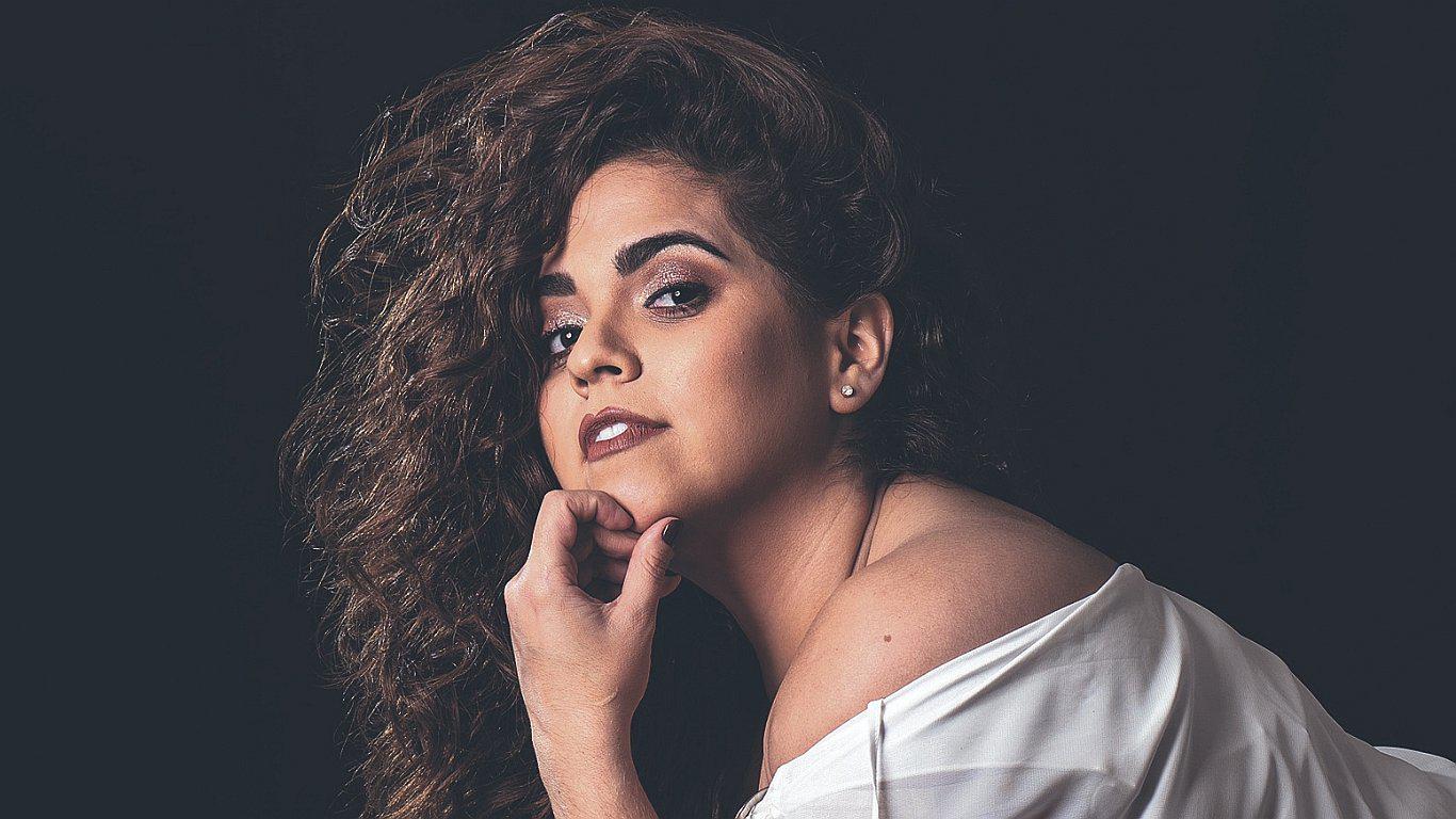 Sandra Muente: "No me torturo más con los estándares impuestos por la estética” 