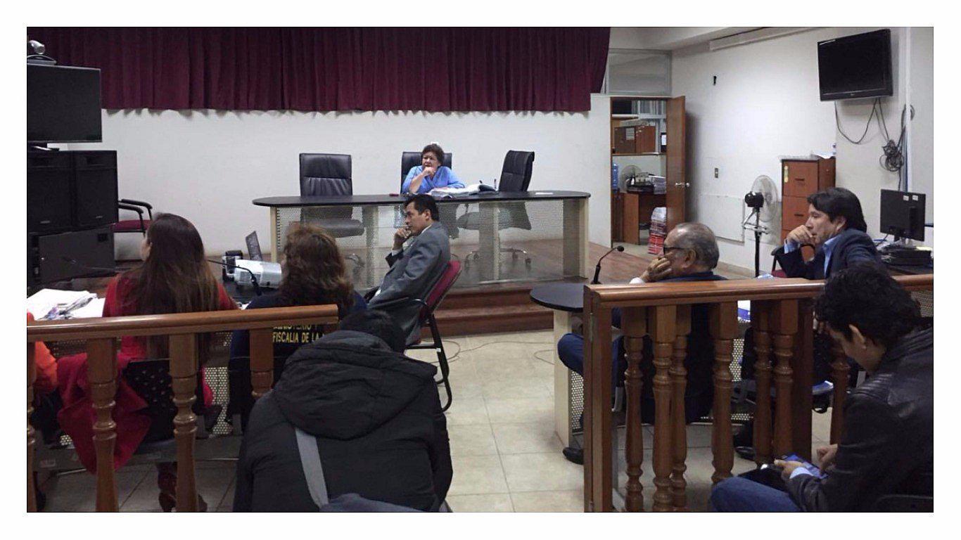 César Acuña: Visualizan video "Plata como cancha" (VIDEO)