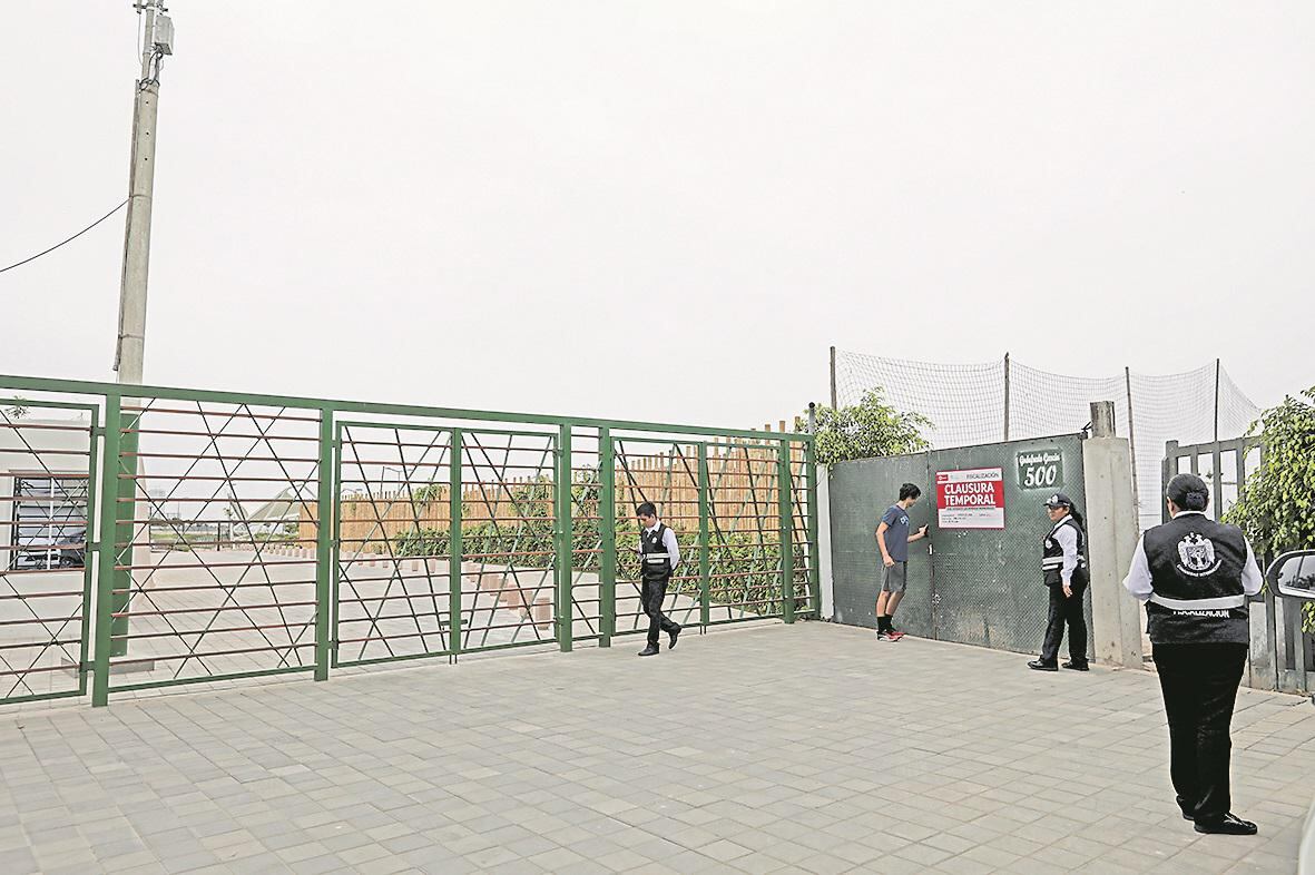 Vecinos denuncian la instalación de una reja que divide Miraflores y San Isidro