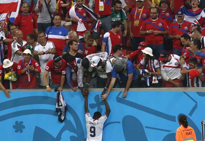Brasil 2014: Joel Campbell festejó clasificación de Costa Rica con tierna foto