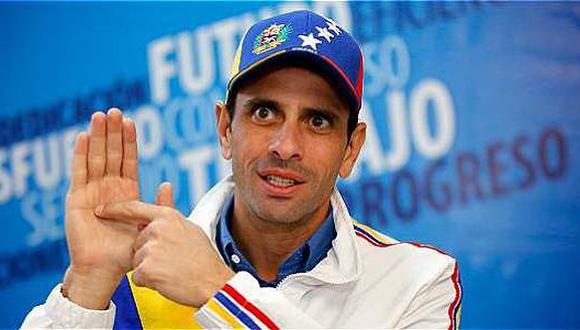 Venezuela: Capriles propone un referendo revocatorio para poner fin al mandato de Maduro