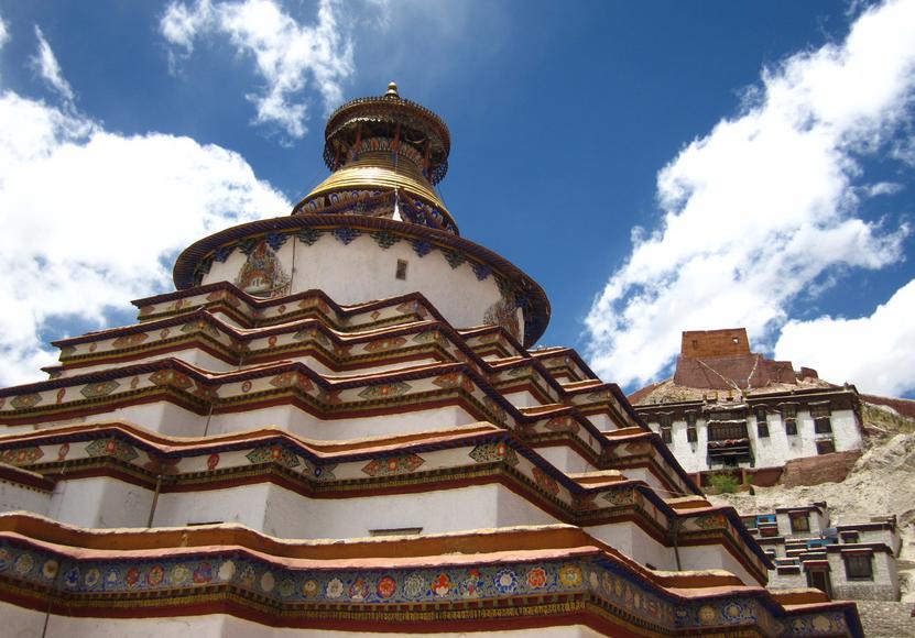 Nepal: Terremotos causaron daños en 242 templos en el Tíbet