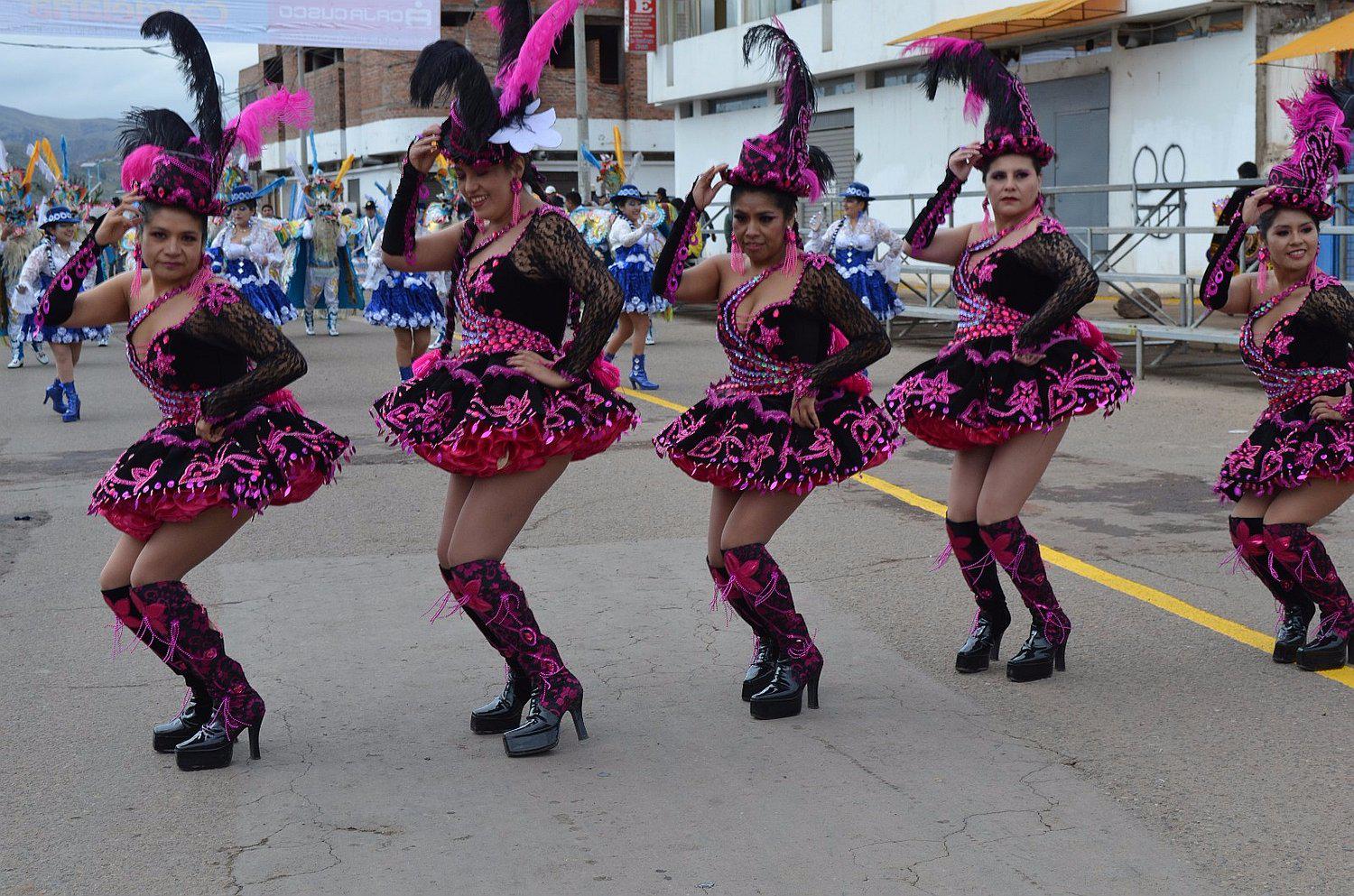 Puno: hoy conjuntos toman las calles previas a la fiesta de la Candelaria (VIDEO)