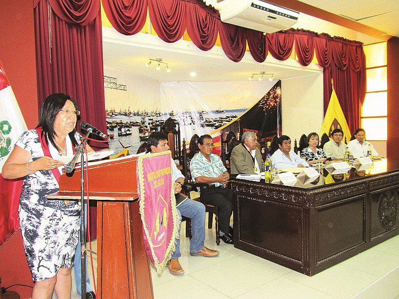 Santa: En audiencia pública se puso en agenda descontaminar la bahía El Ferrol de Chimbote