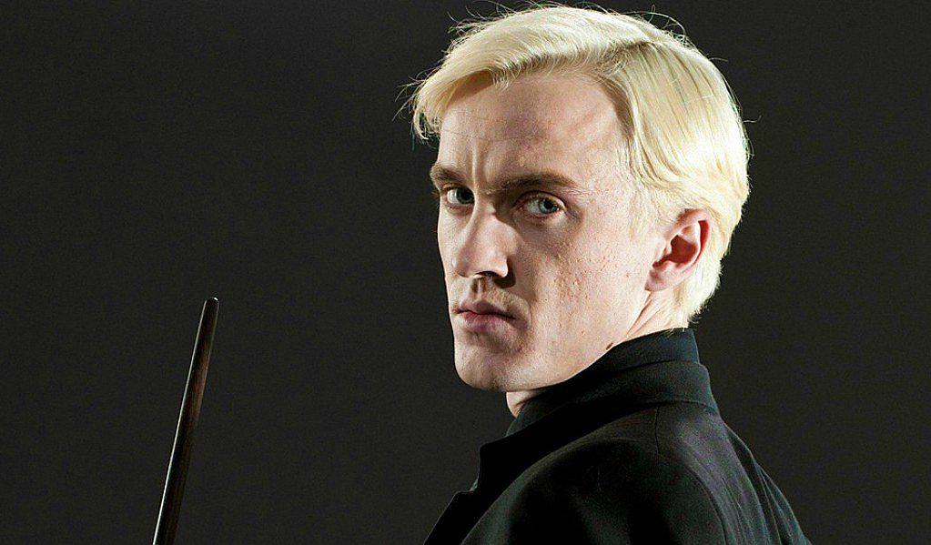 Harry Potter: actor cantó en las calles de Praga y nadie lo reconoció (VIDEO)