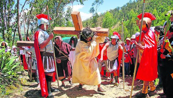 Hoy Viernes Santo, la población de Huancayo recuerda la muerte de Jesús 