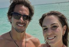 Rafael Guarderas y las fotos al estilo “Baywatch” que se tomó con su novia en Aruba