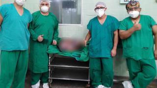 Salvan a mujer tras extirparle de ovario un gigantesco tumor de 25 kilos en Áncash
