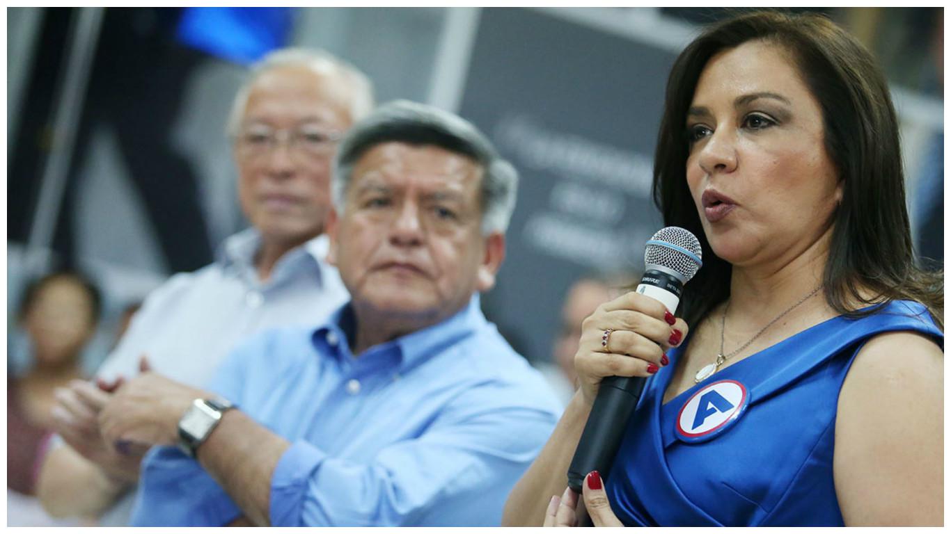 César Acuña: Marisol Espinoza acusa a Otoniel Alvarado de aprista