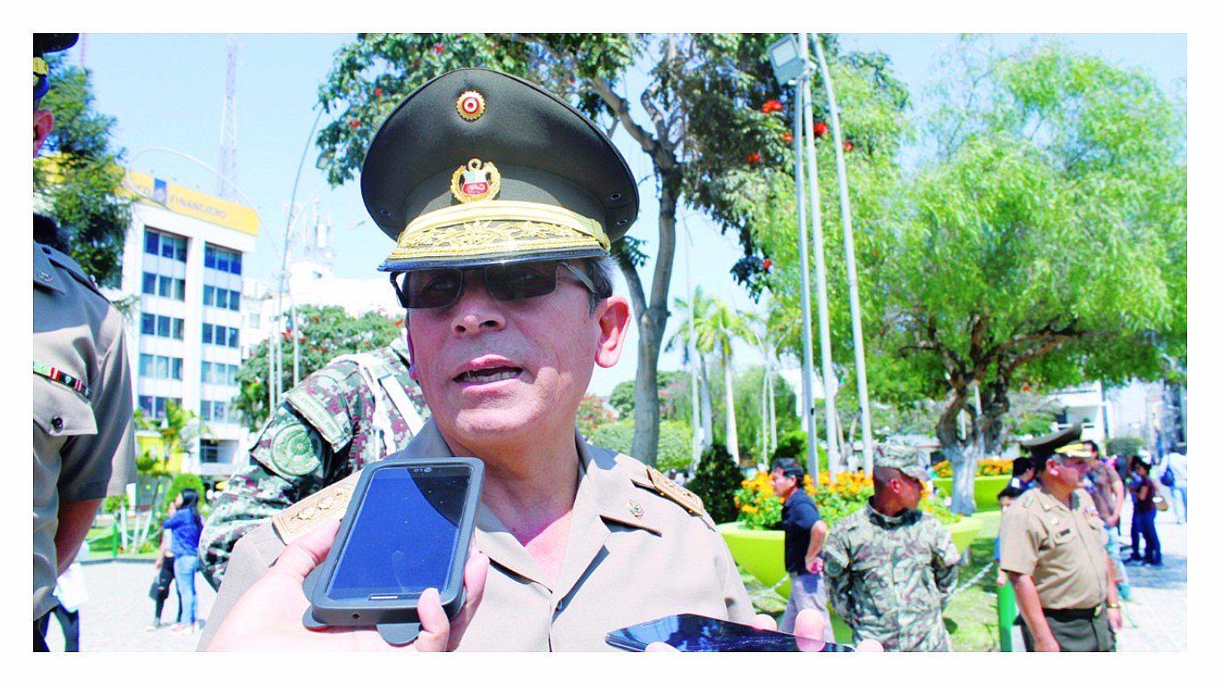 Soldados del Ejército beneficiados con Beca 18