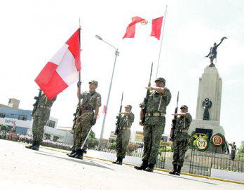 FF.AA. renovaron juramento de fidelidad a la bandera