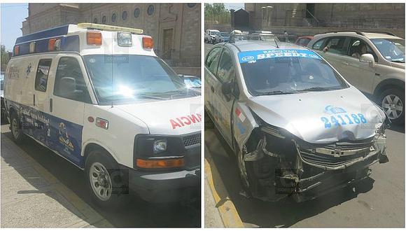 Ambulancia del hospital Hipólito Unanue de Tacna choca con taxi