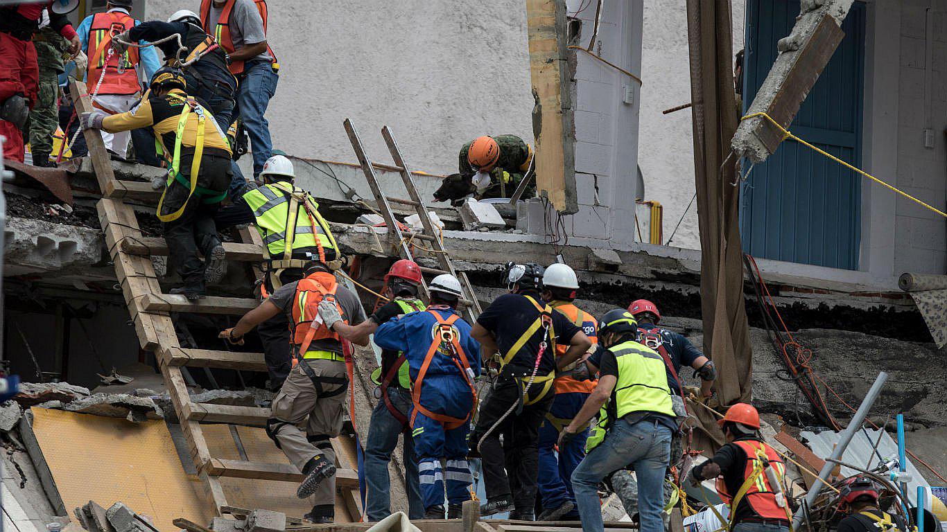 Terremoto en México: Pareja murió abrazada junto con su perro