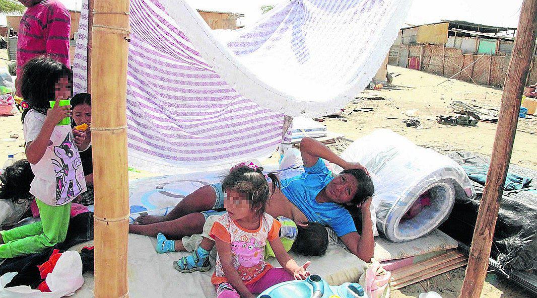Piura: Damnificados de UPIS San Borja y A.H. Los Faiques siguen pasando penurias