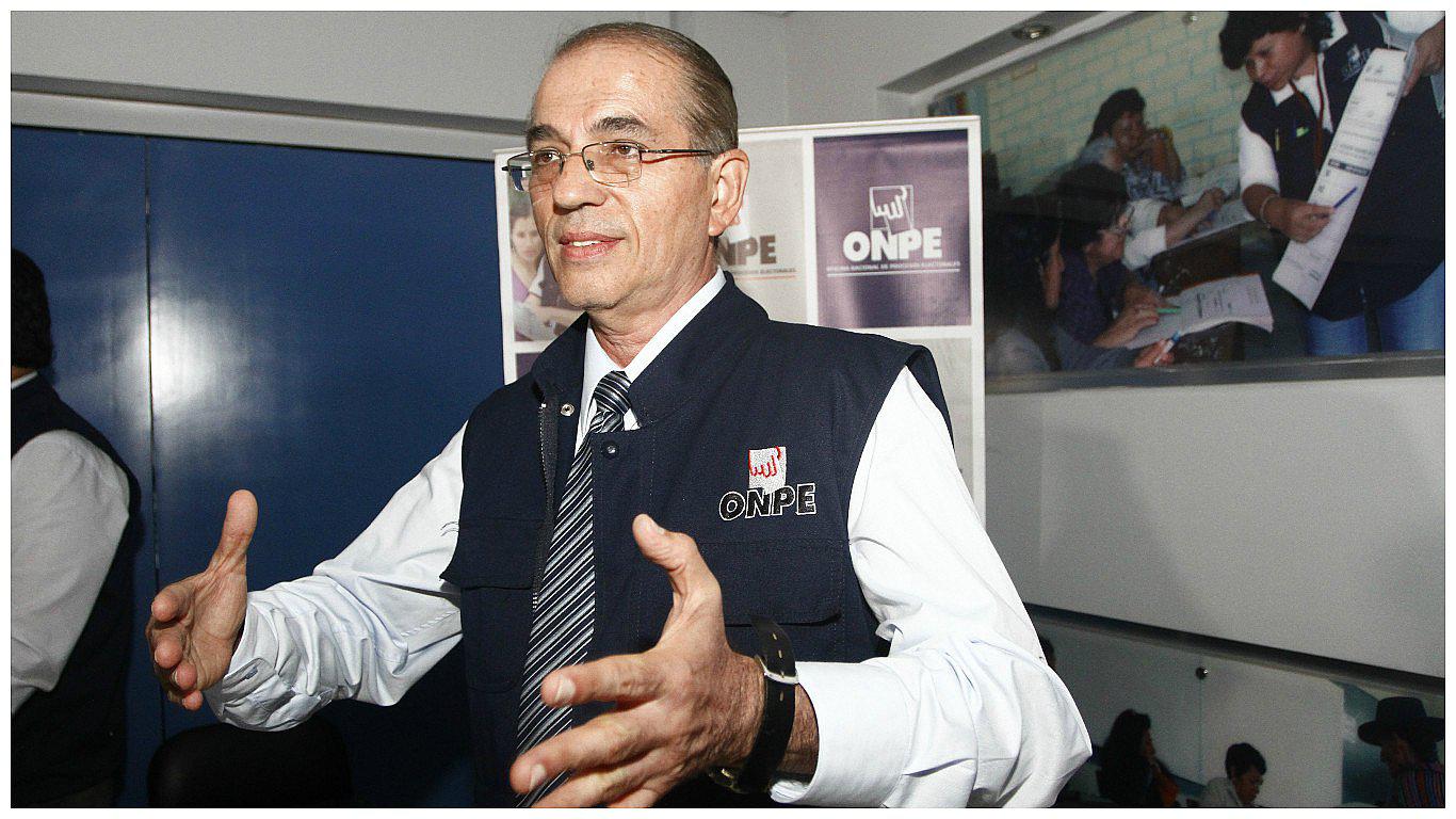 Funcionario de la ONPE: “PPK tiene debilidades”