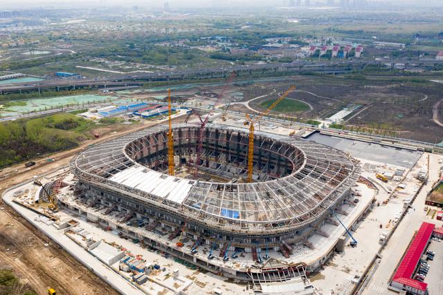 Además del estadio del Guangzhou Evergrande, en Shangai se construye el estadio del SIPG para 33 mil personas. . (Foto: STR / AFP)