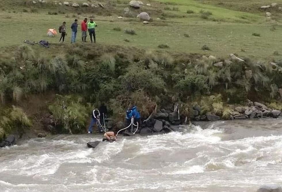 Desaparecidos: 11 días después, familiares lloran por cuerpos  (FOTOS y VIDEO)