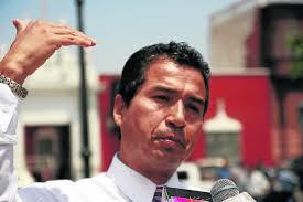 Bases distritales proponen a Calderón en lista del PAP