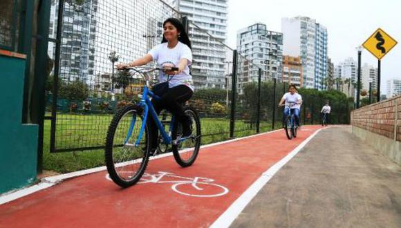 PNP asegura que no hay infraestructura adecuada para manejar bicicleta en Lima