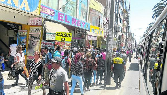 Tacna: Frontera registró movimiento de al menos 60 mil turistas este fin de semana