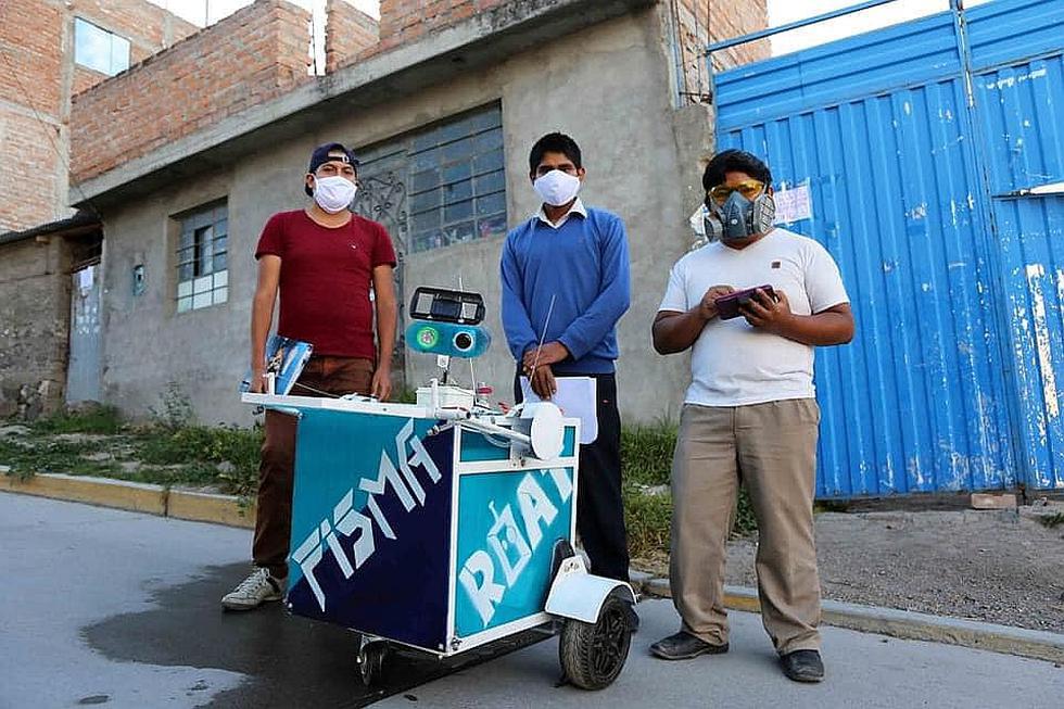 Ayacucho: universitarios construyen robot que evitará contagio entre médico y pacientes COVID-19
