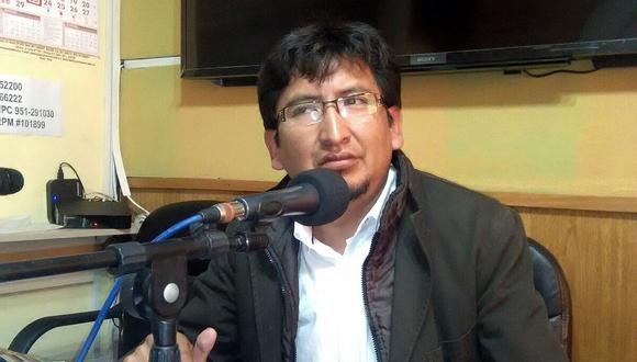 Puno: congresista Pacori se queja por insultos policiales a periodistas 