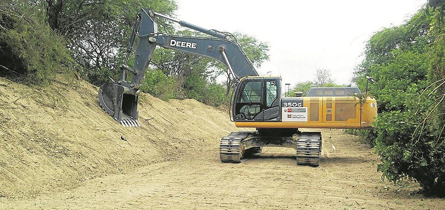 La MPT descolmata la quebrada Urcos