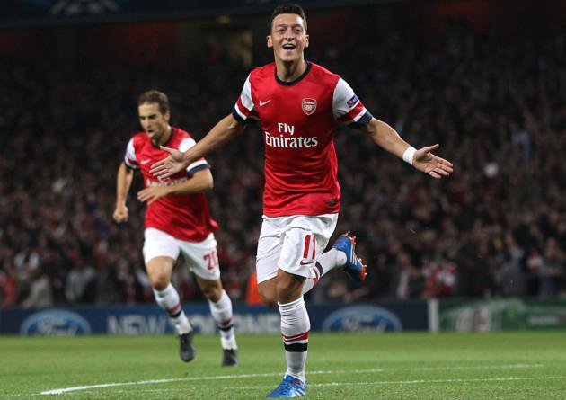 YouTube: Mezut Ozil presenta sus nuevos botines de manera ingeniosa