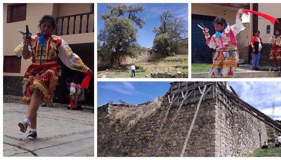 ​Con danza de tijeras reciben a escolares de bajos recursos en museo