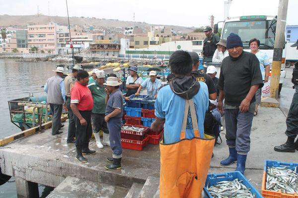 Disminuyen personal en el varadero artesanal de Ilo