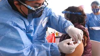 Falsos vacunados: Minsa publica comunicado sobre presuntos tramitadores 