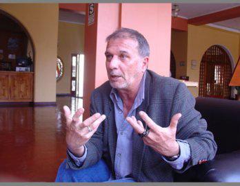 Rafo León se presentará en conversatorio