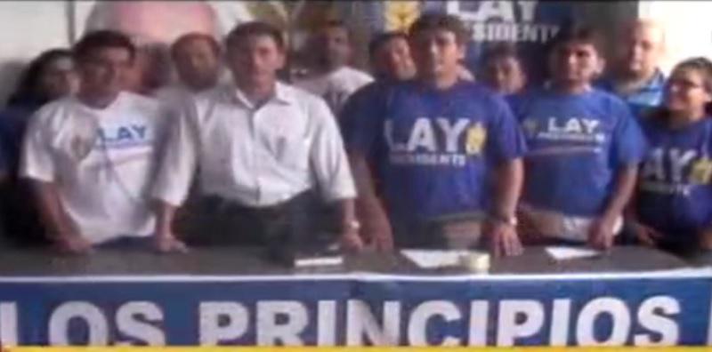 ​Más de 200 militantes se retiran de Restauración Nacional por alianza con César Acuña  