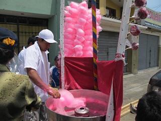 Vendedores y ambulantes hicieron su agosto en primavera