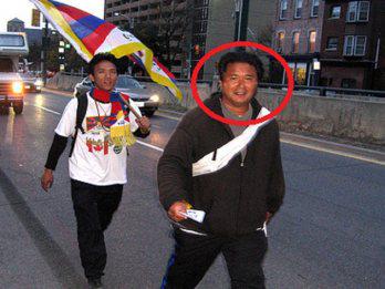 Murió sobrino de Dalai Lama durante marcha en Estados Unidos