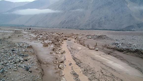 Huaico dañó dos tramos de la carretera en el distrito de Jaquí