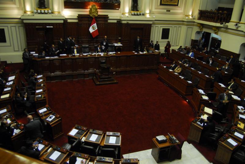 Comisión de Defensa elaborará dictamen para declarar héroes a policías