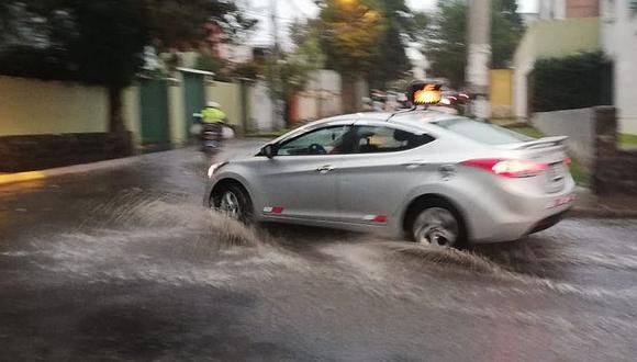Más de 300 emergencias por dos horas de lluvia en Arequipa