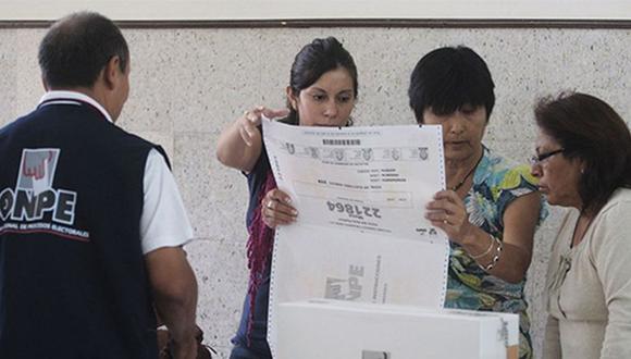 Con el propósito de que este acto se desarrolle de la mejor manera, la Oficina Nacional de Procesos Electorales (ONPE) desarrolla una serie de capacitaciones a nivel nacional. (Foto: Andina)