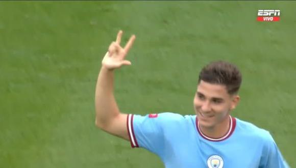 Julián Álvarez anotó su primer gol con Manchester City en su debut oficial. (Foto: Captura ESPN)
