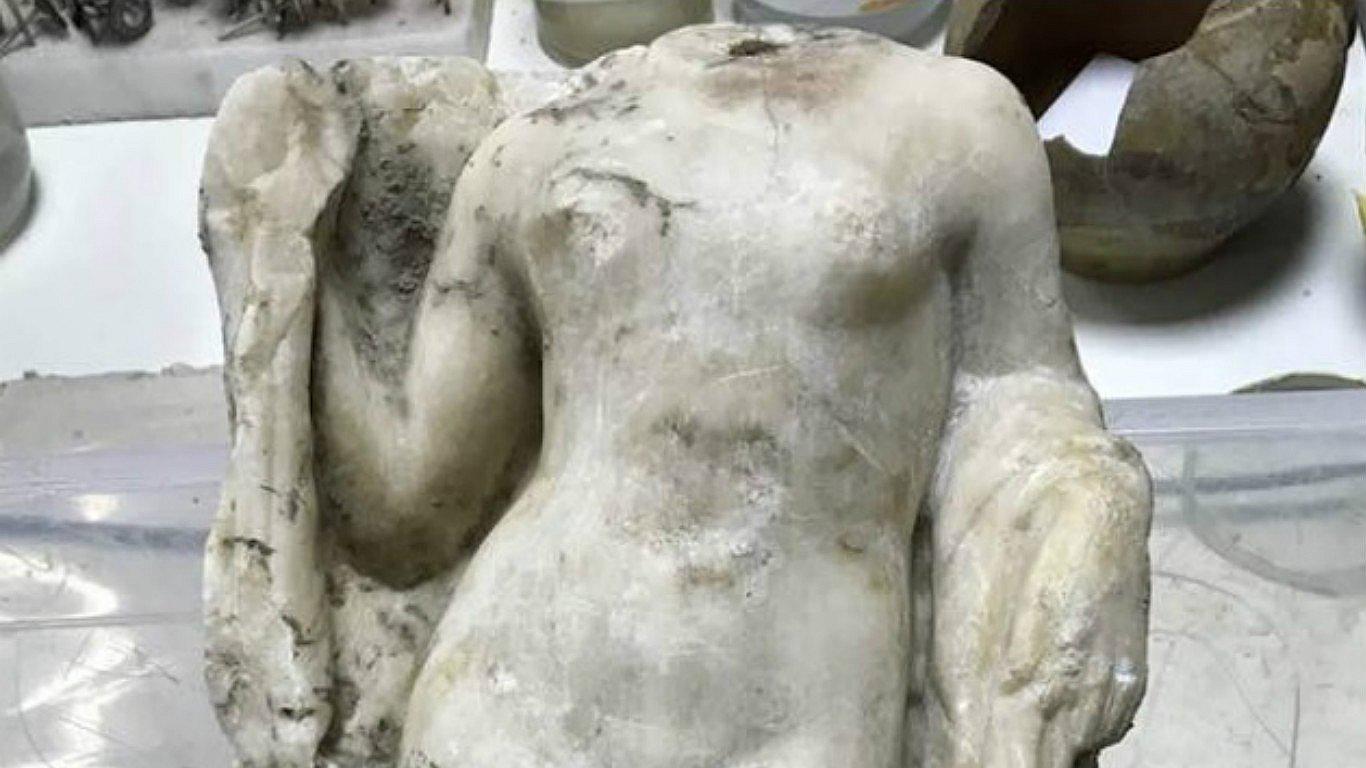 Hallan estatua de Afrodita durante una excavación en Grecia (FOTO)