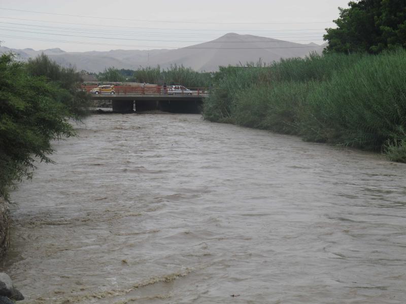 Río Ica soportó su carga más pesada