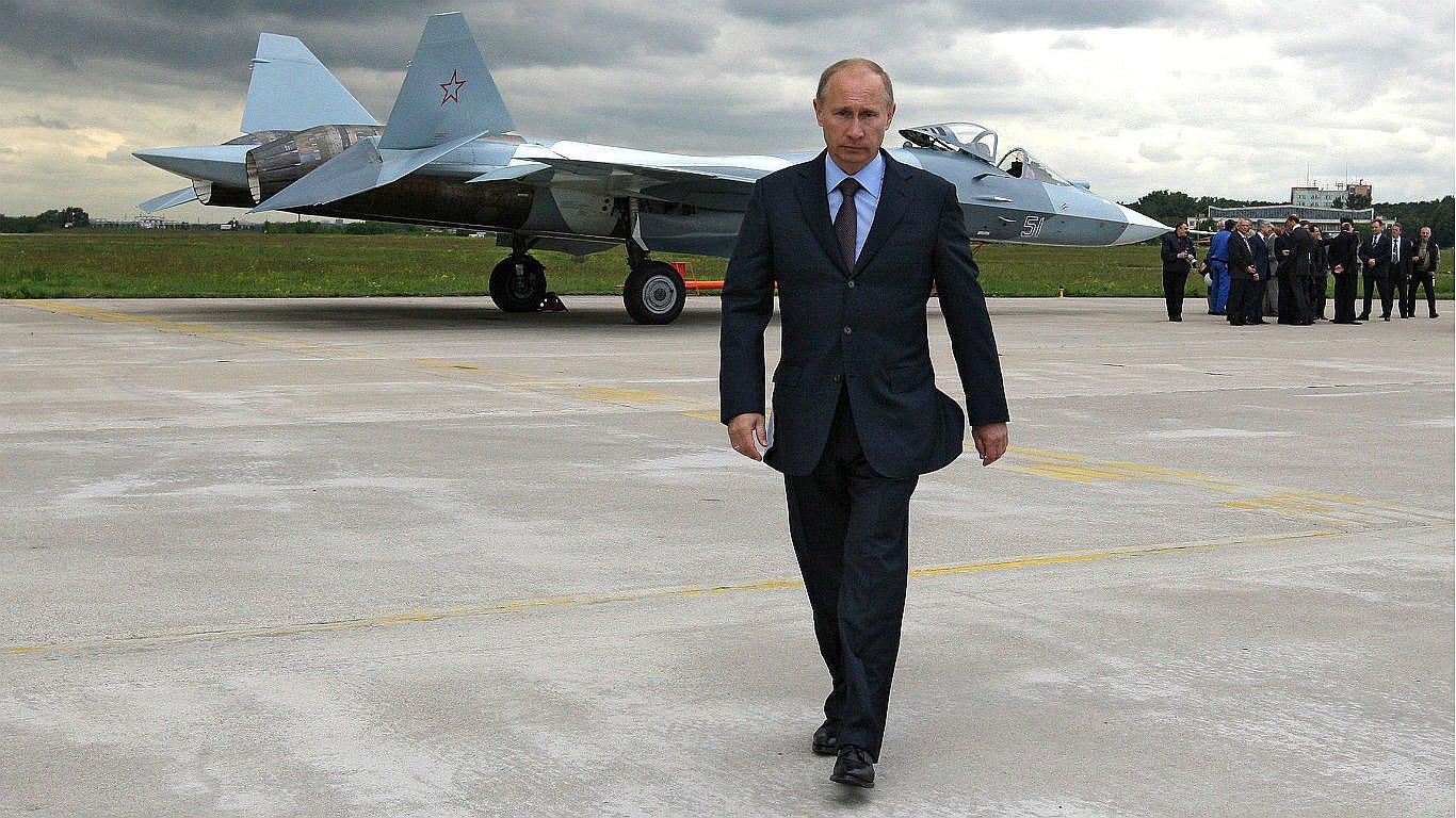 Putin llega a Japón para su cumbre con Abe con casi tres horas de retraso