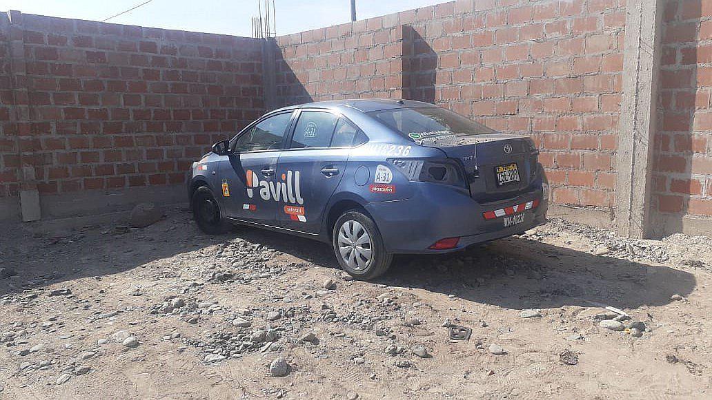 Dos mujeres dopan a taxista y después desmantelan su auto