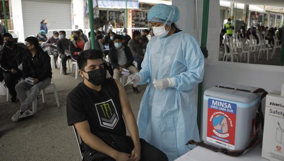 La vacunación contra el coronavirus continúa a nivel nacional. (Foto: GEC)