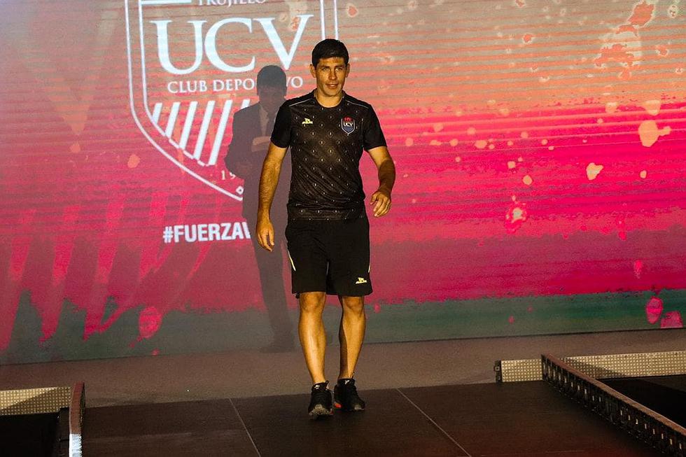 Así se vivió la presentación de César Vallejo (FOTOS) 