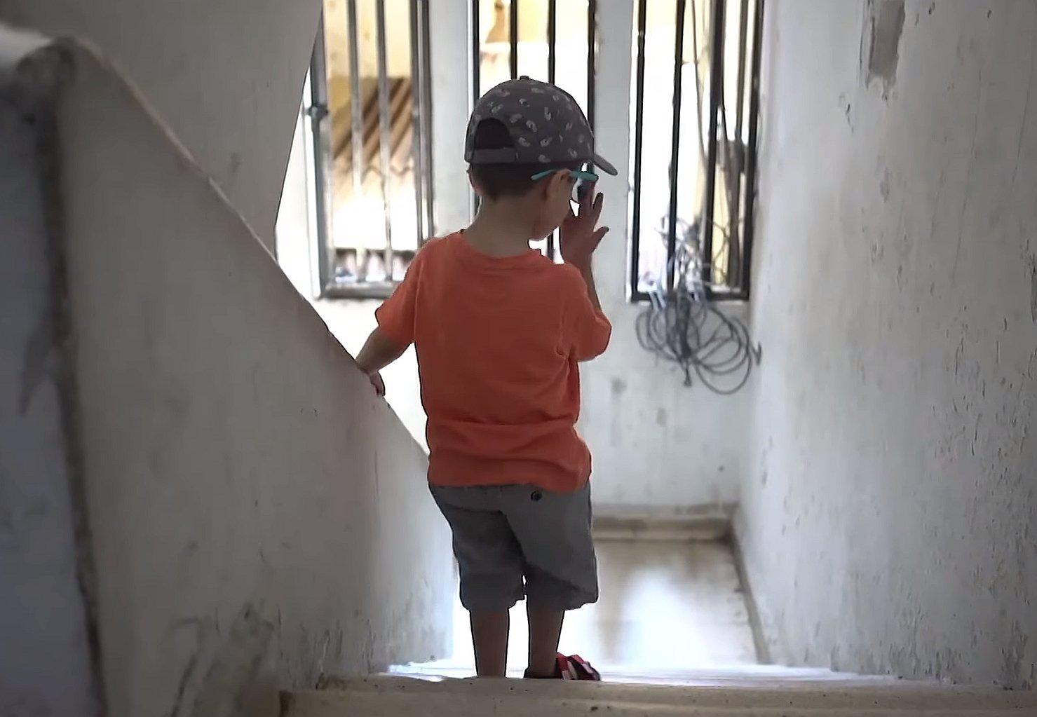 Siria: Jouma, el niño de cuatro años que se ha convertido en el rostro de la guerra (VIDEO)