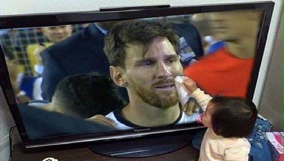 Lionel Messi: Imagen de niña secando sus lágrimas conmueve en redes